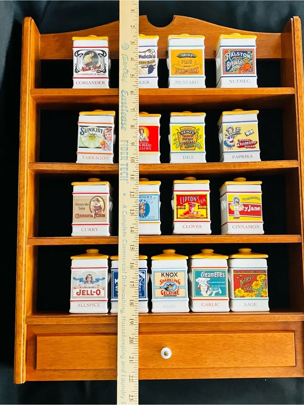 1991 Franklin Mint Country Store Spice Jar Collection 17 Porcelain Jars Wood Rac
